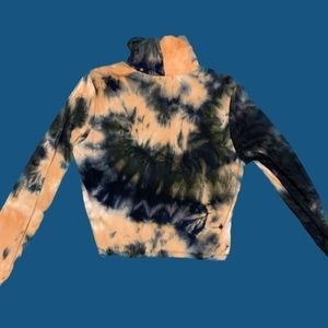 Rue21 Orange and Navy Blue Tie Dye Cropped Turtle Neck